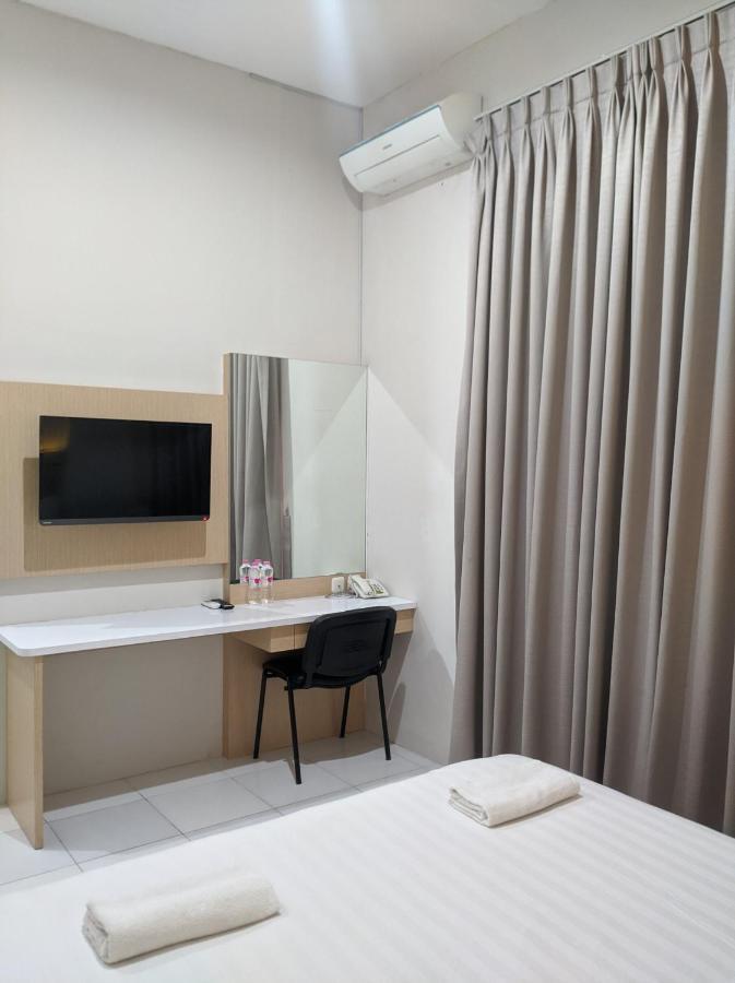 Twin Star Hotel Solo Eksteriør billede